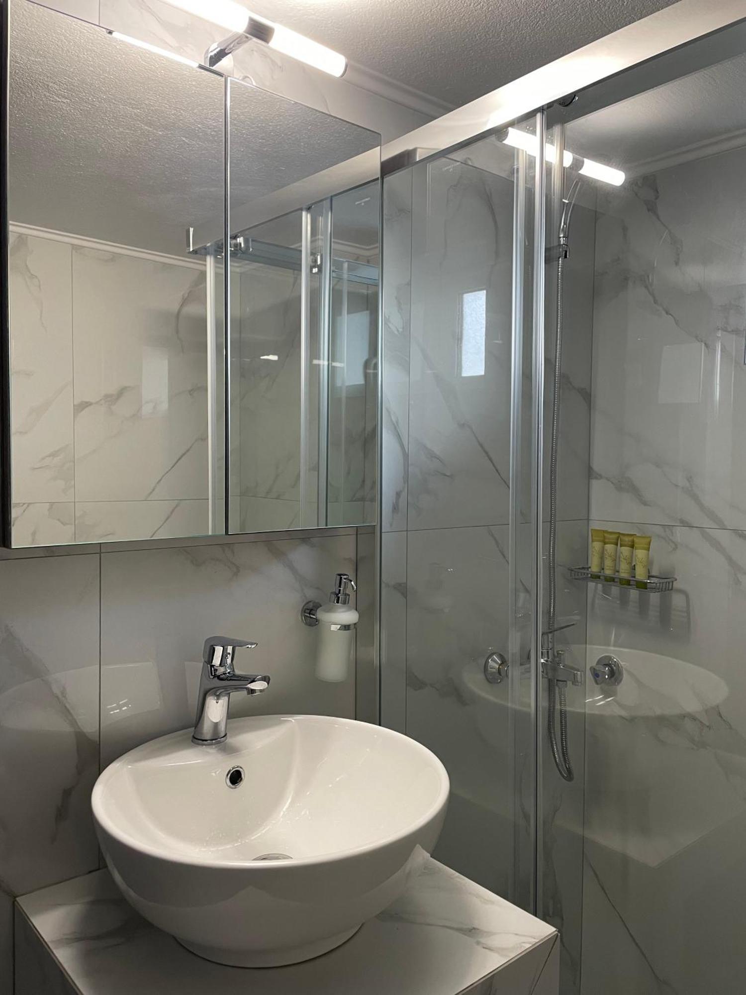 Dt Luxury Apartment Néa Péramos Zewnętrze zdjęcie