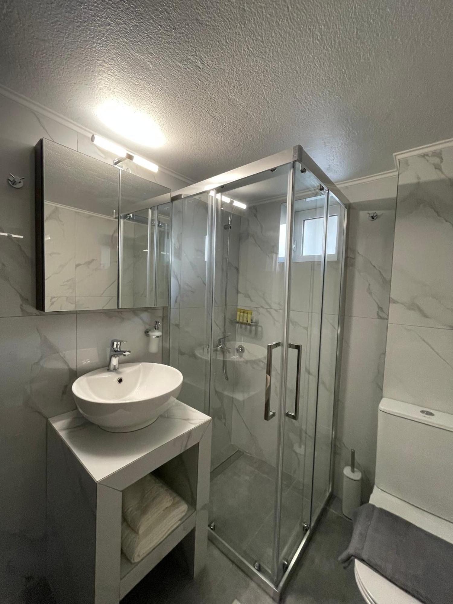 Dt Luxury Apartment Néa Péramos Zewnętrze zdjęcie